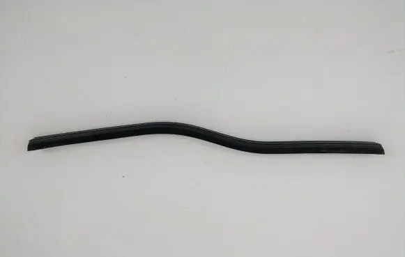 Ford F150 Rubber seal front door window/glass FL341521434