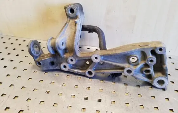 Volkswagen Touran I Other front suspension part 1K0199295F