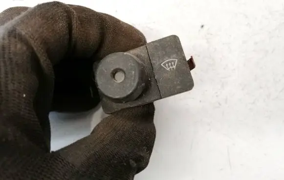 Ford Escort Windscreen/window heater switch 86ag18k574bb 86ag-18k574-bb