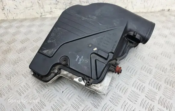 BMW 7 F01 F02 F03 F04 Air filter box 7601906 13717601906 7577467