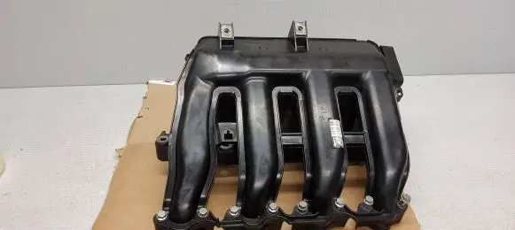 Other engine bay part