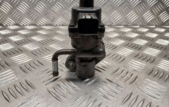 Ford Mondeo Mk III EGR valve 