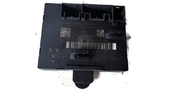 Audi A3 S3 8V Door control unit/module 5Q0959395E 5Q0959395B