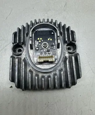 BMW 5 G30 G31 G38 LED ballast control module 1039001 161112 161072