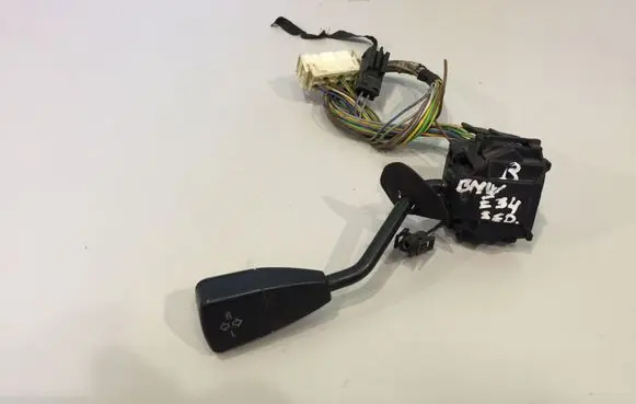 BMW 5 E34 Indicator stalk