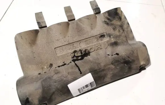 Honda Civic Engine cover (trim) 17124pwc00 17124pwc-00