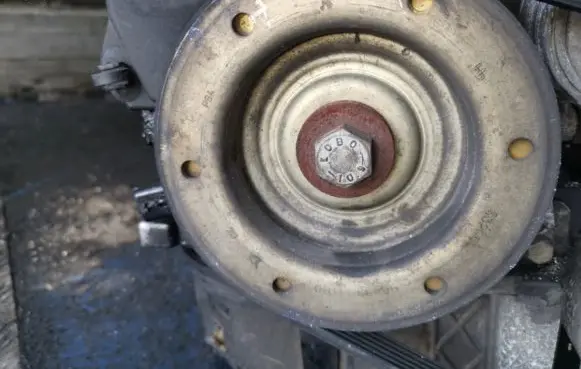 Peugeot 407 Crankshaft pulley 9643354180