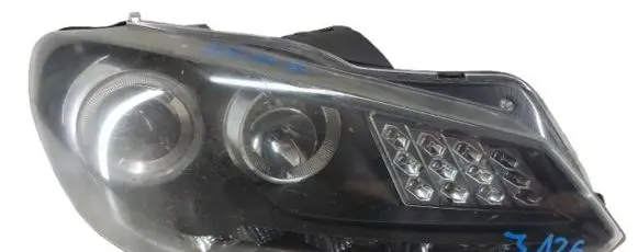 Volkswagen Golf VI Headlight/headlamp