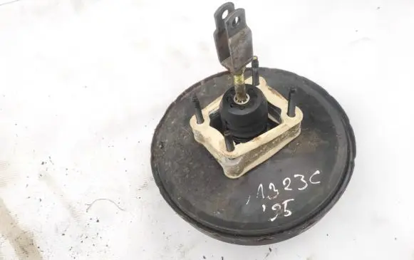 Mazda 323 Brake booster 83404602 834-04602