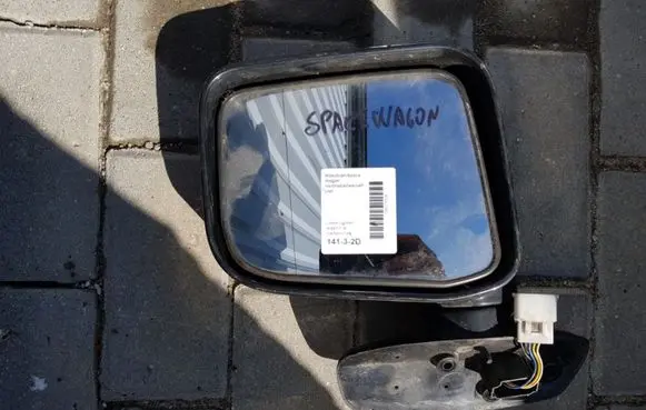 Mitsubishi Space Wagon Front door electric wing mirror