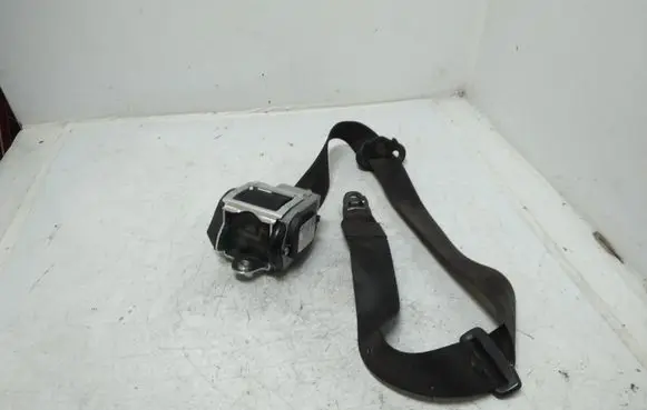 Audi A6 S6 C6 4F Front seatbelt 560788601