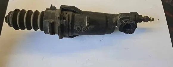 Peugeot 607 Clutch master cylinder pa66gf35