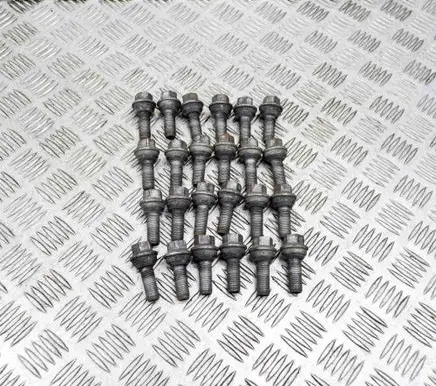 Nissan Qashqai Nuts/bolts 