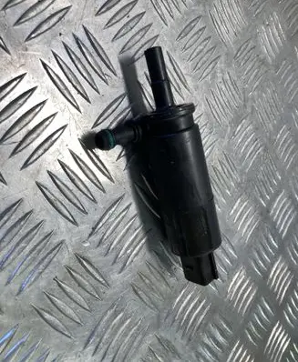 Mercedes-Benz E W212 Headlight washer pump 2108691221
