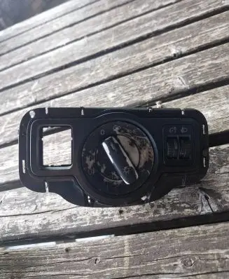Volkswagen PASSAT B6 Light switch