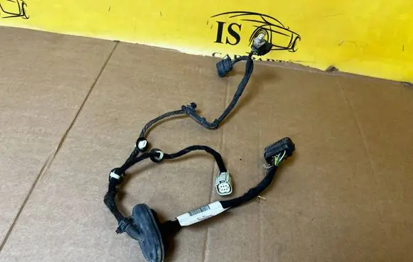Ford Bronco Rear tail light wiring loom M2DT13A412EE