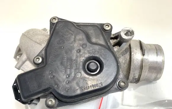Renault Megane III Engine shut-off valve 8200614985