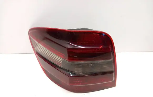 Mercedes-Benz ML W164 Rear/tail lights A1649060700 22516 1649061100