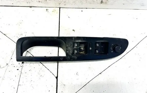 Volkswagen PASSAT B6 Electric window control switch 3c1867171b