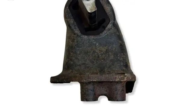 Jeep Wrangler Engine mount bracket 191AC
