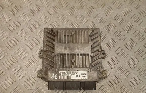 Volvo V50 Engine control unit/module 30729518