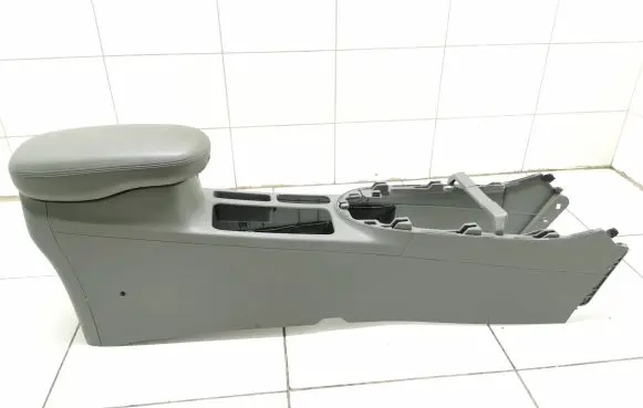 KIA Soul Center console 84611E4000 15031127 15031120351