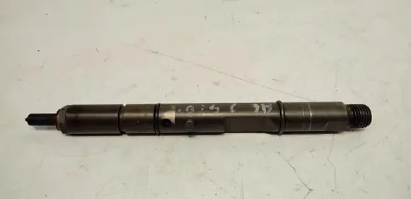Audi A6 S6 C5 4B Fuel injector 059130201D 0432133805