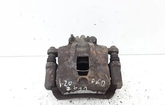 Hyundai i20 (PB PBT) Front brake caliper