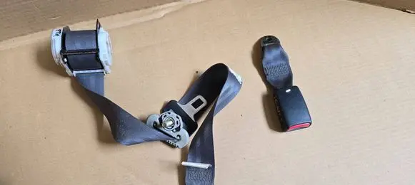 Suzuki Ignis Rear seatbelt 8490481G1
