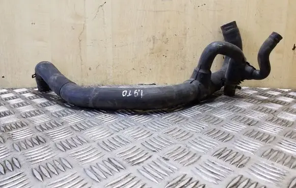 Volkswagen Transporter - Caravelle T4 Engine coolant pipe/hose 044121101L