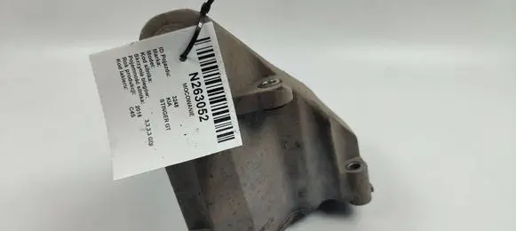 KIA Stinger Engine mounting bracket 21825J5400