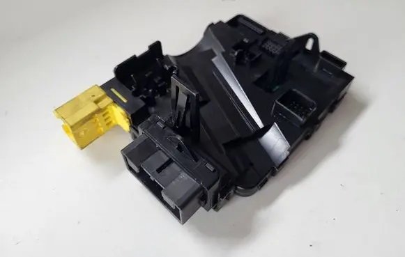 Volkswagen Tiguan Steering rack control module 