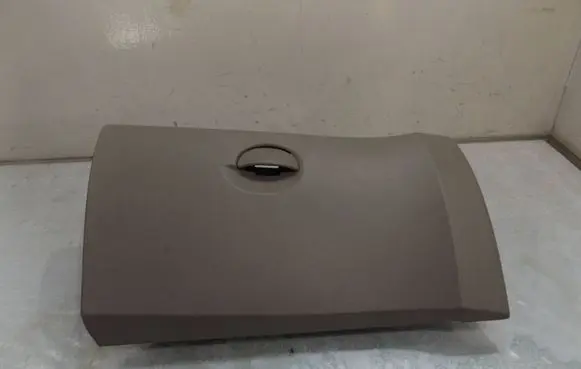 Renault Twingo II Glove box