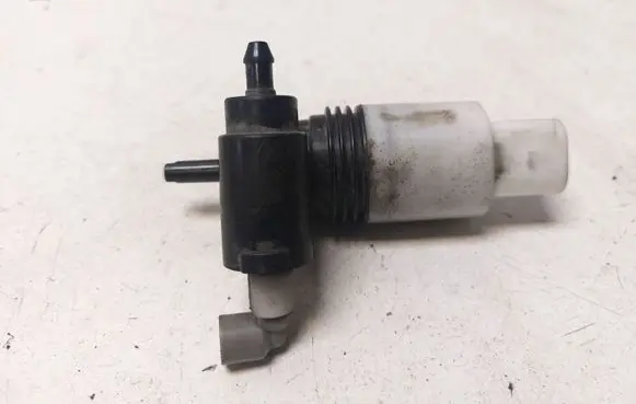 Mercedes-Benz GLK (X204) Windscreen/windshield washer pump 2048660521