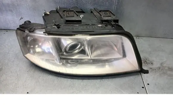 Audi A6 Allroad C5 Front reflector AUDIA6C5