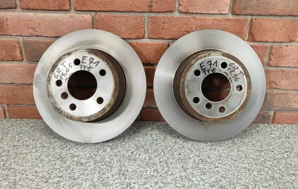 BMW X6 E71 Rear brake disc 6868940