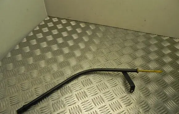 Hyundai ix20 Oil level dip stick VD16356