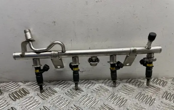 Fuel injectors set