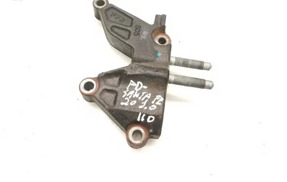 Hyundai Santa Fe Engine mounting bracket PFN S05
