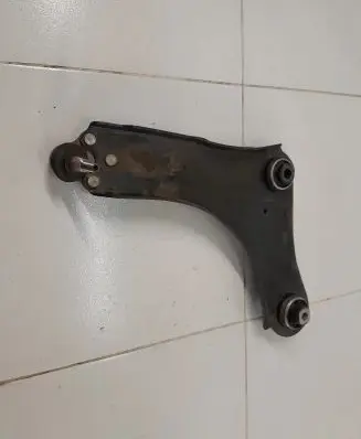 Renault Scenic III - Grand scenic III Front lower control arm/wishbone NOCODE