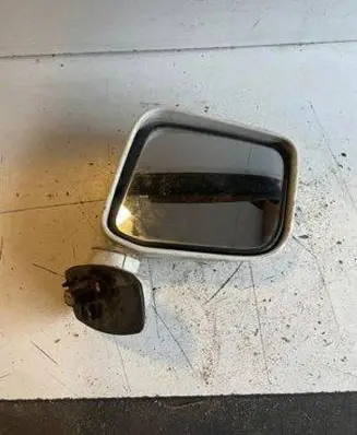 Mitsubishi Space Wagon Front door electric wing mirror E4012105