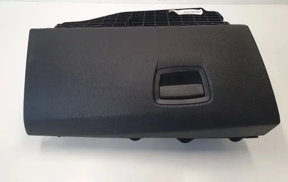 BMW 5 F10 F11 Glove box 9205976 D486509 2286158