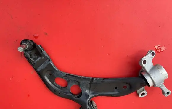 BMW X1 F48 F49 Front lower control arm/wishbone 8831646