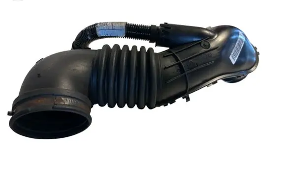 BMW 3 E90 E91 Air intake hose/pipe 7804846