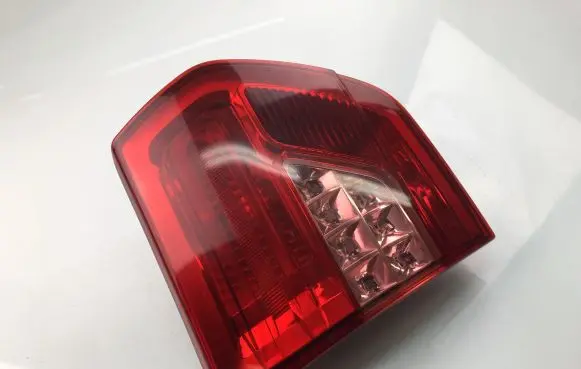 Citroen C5 Tailgate rear/tail lights 9681074380