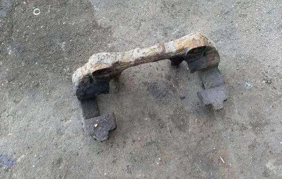 Opel Zafira A Front Brake Caliper Pad/Carrier 