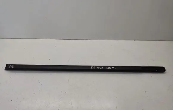 Chrysler Grand Voyager V Rubber seal sliding door window/glass 05020782AA