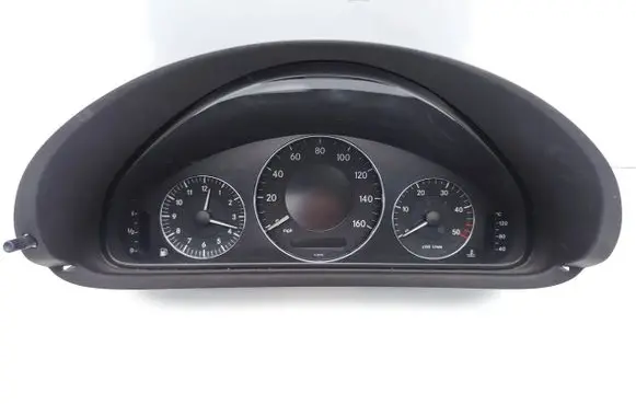 Mercedes-Benz CLK AMG A208 C208 Speedometer (instrument cluster) A2095407211 110.080.282