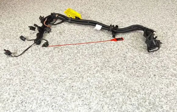 BMW 3 F30 F35 F31 Fuel injector wires 8636065 8636064