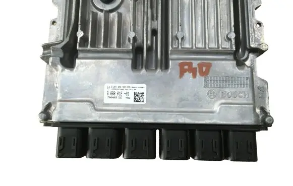 BMW 1 F40 Engine control unit/module 9888812 170484863 0281036949
